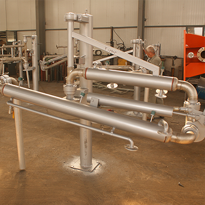 陸用流體裝卸臂具有哪些特點?(圖1) 陸用流體裝卸臂具有哪些特點?(圖1)