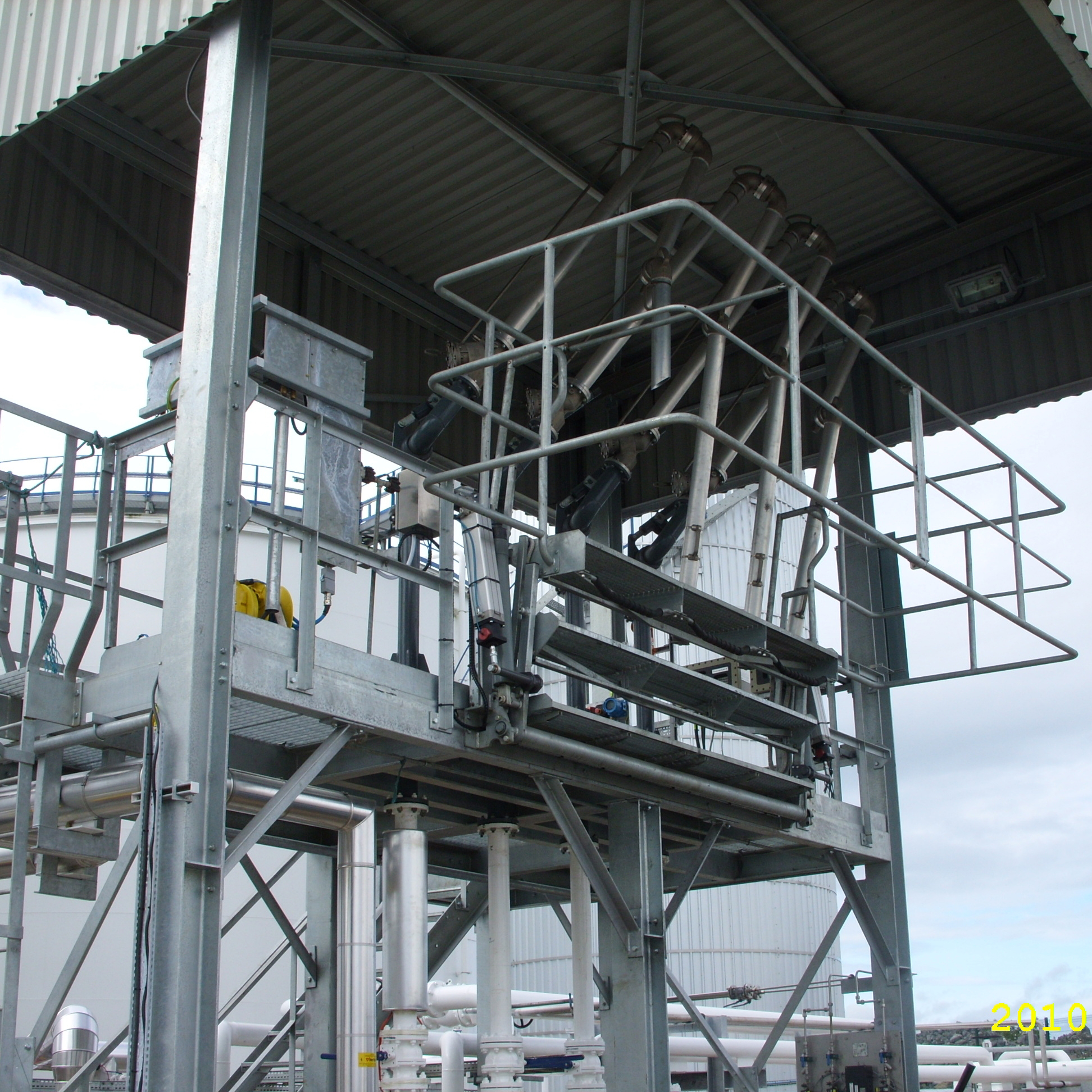 簡析鋼制棧橋及特點(圖1) 棧橋